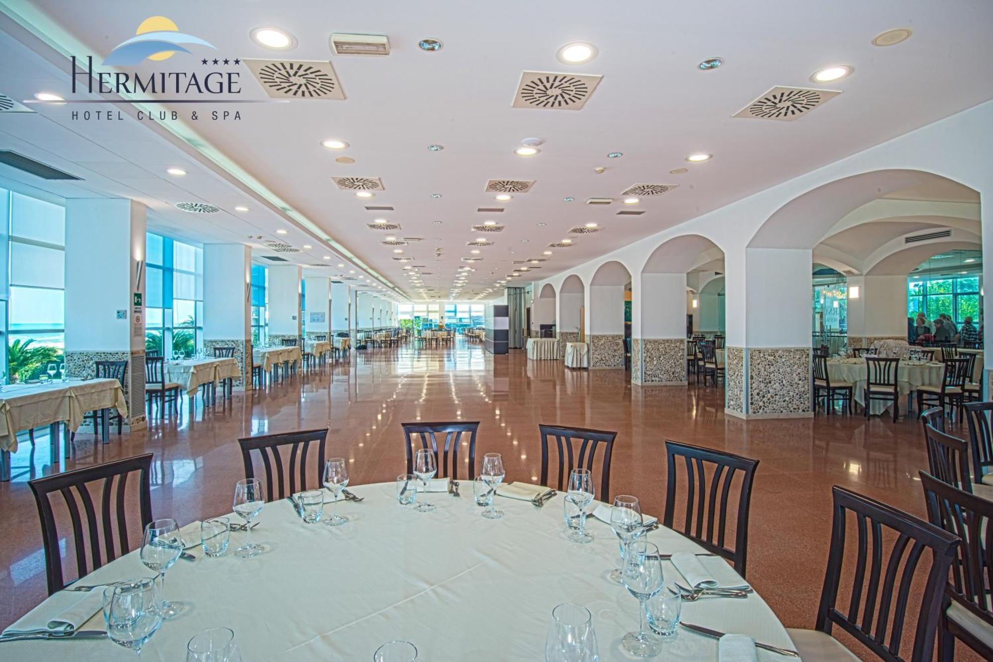 Hermitage Hotel Silvi Marina Buitenkant foto