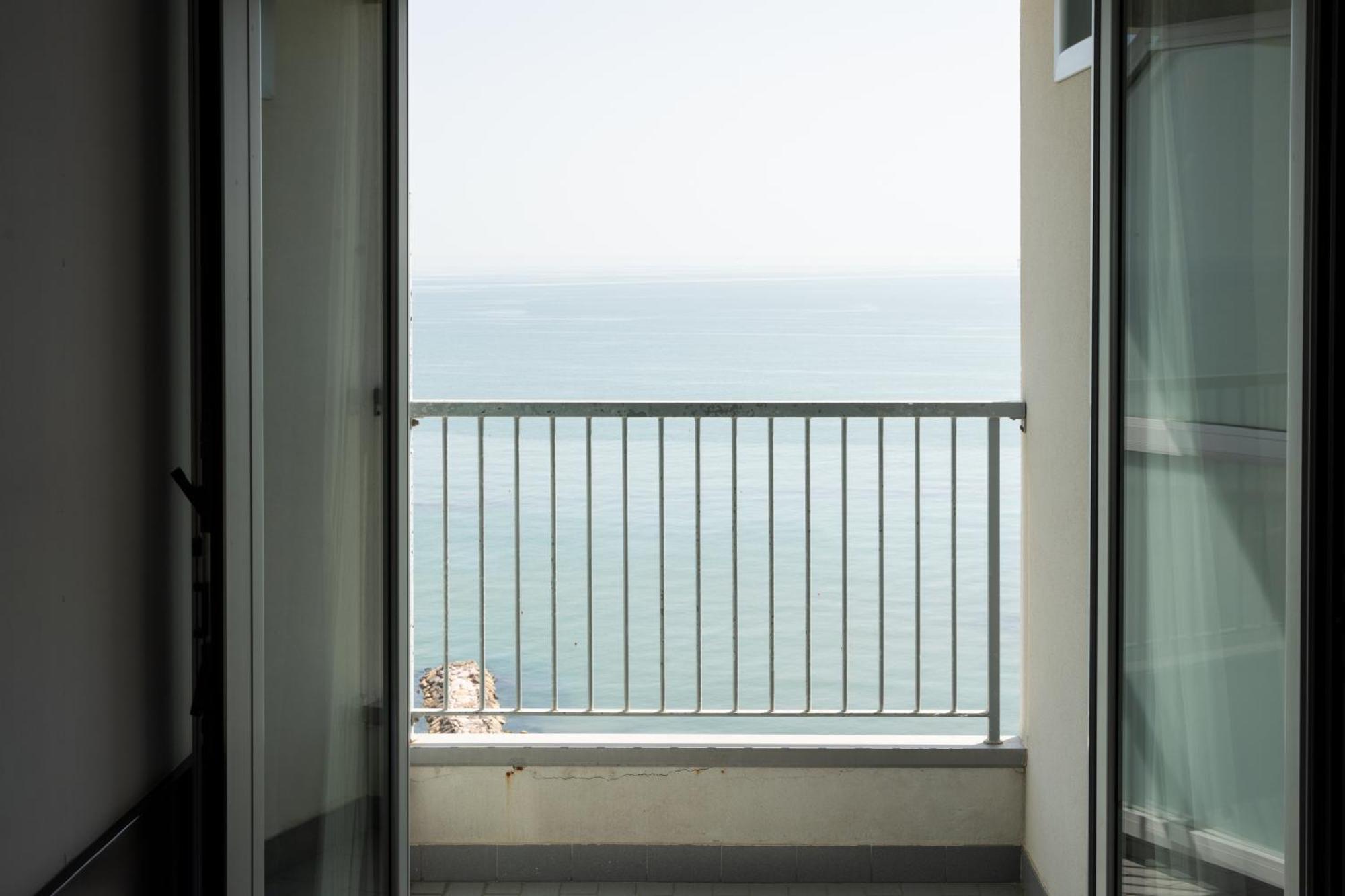 Hermitage Hotel Silvi Marina Buitenkant foto